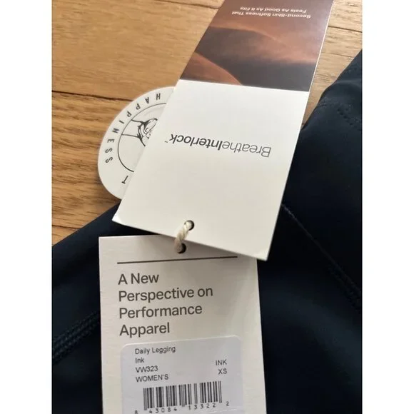 Vuori Womens Daily Legging Ink Color, new with tags, XS High-Waist Breathable - Picture 6 of 9